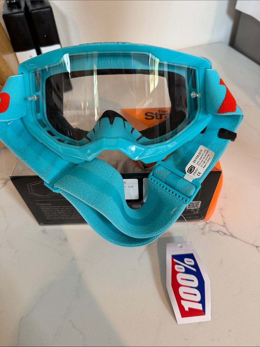The Strata 2 Goggles in Teal - Women's Performance Eye Protection clear lens - Picture 2 of 2